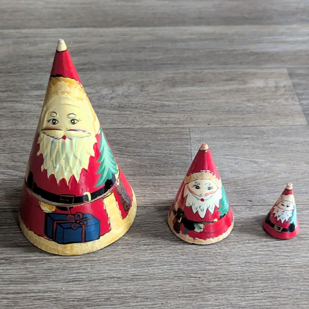 Vintage Dakin 1994 Christmas Santa Nesting Wood Dolls Set of 3